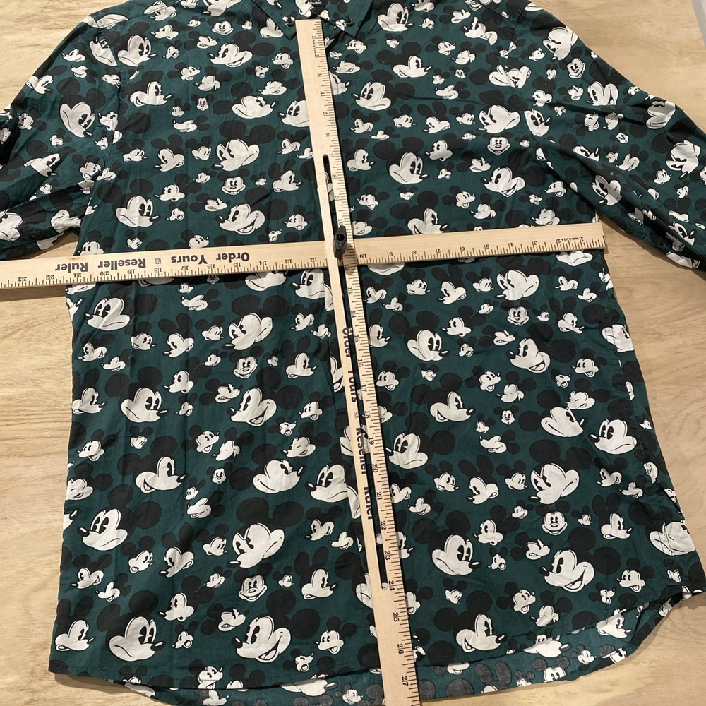 H&M Disney Men Shirt Vintage Mickey Mouse Green Long Sleeve Size Medium - Picture 4 of 5
